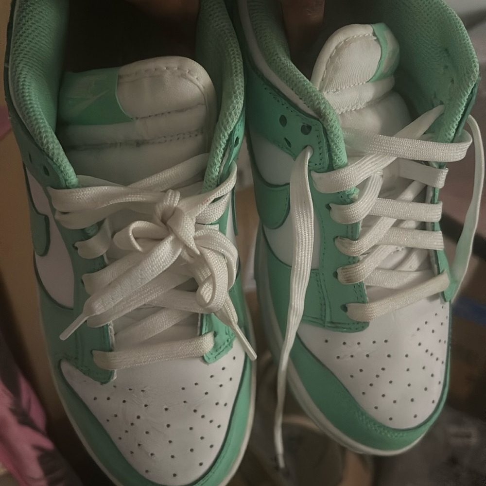 Wmns Dunk Low 'Green Glow'